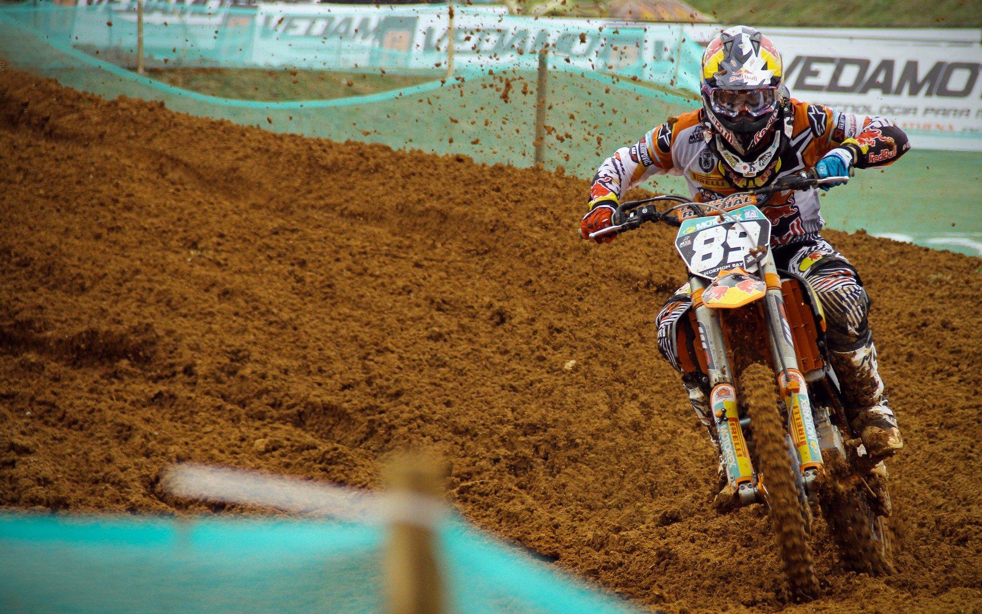 半岛体育官网|2024年NBA全明星赛精彩落幕，东西部巨星上演巅峰对决